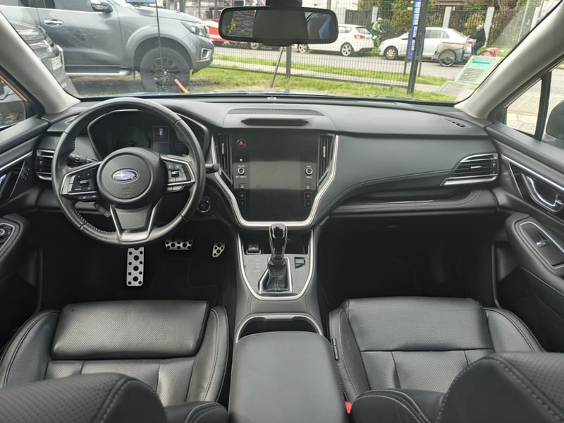 Subaru OUTBACK 4X4 2.5 AT 2023 - Imagen 8 de 13