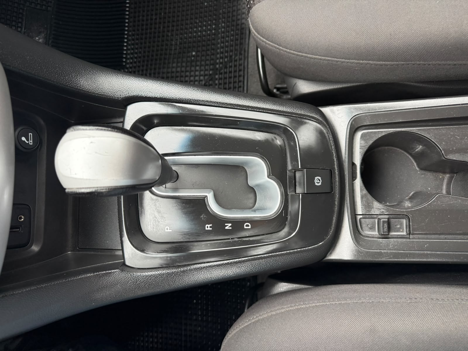 Chevrolet CAPTIVA LS 2.4 AT 2018 - Imagen 16 de 20