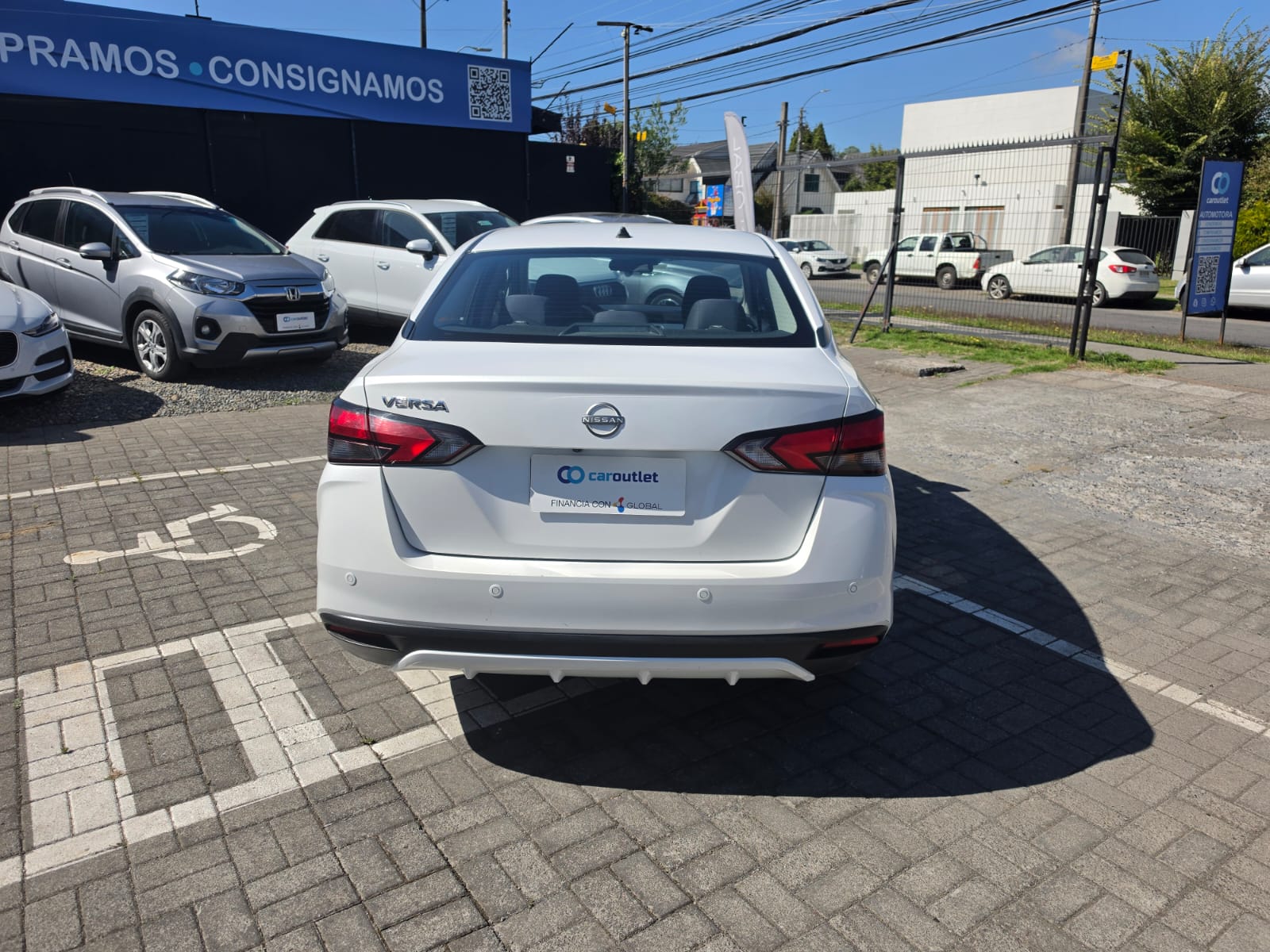 Nissan VERSA ADVANCE 1.6 AUT 2024 - Imagen 3 de 10