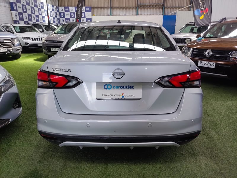 Nissan VERSA ADVANCE 1.6 AUT 2024 - Imagen 4 de 14