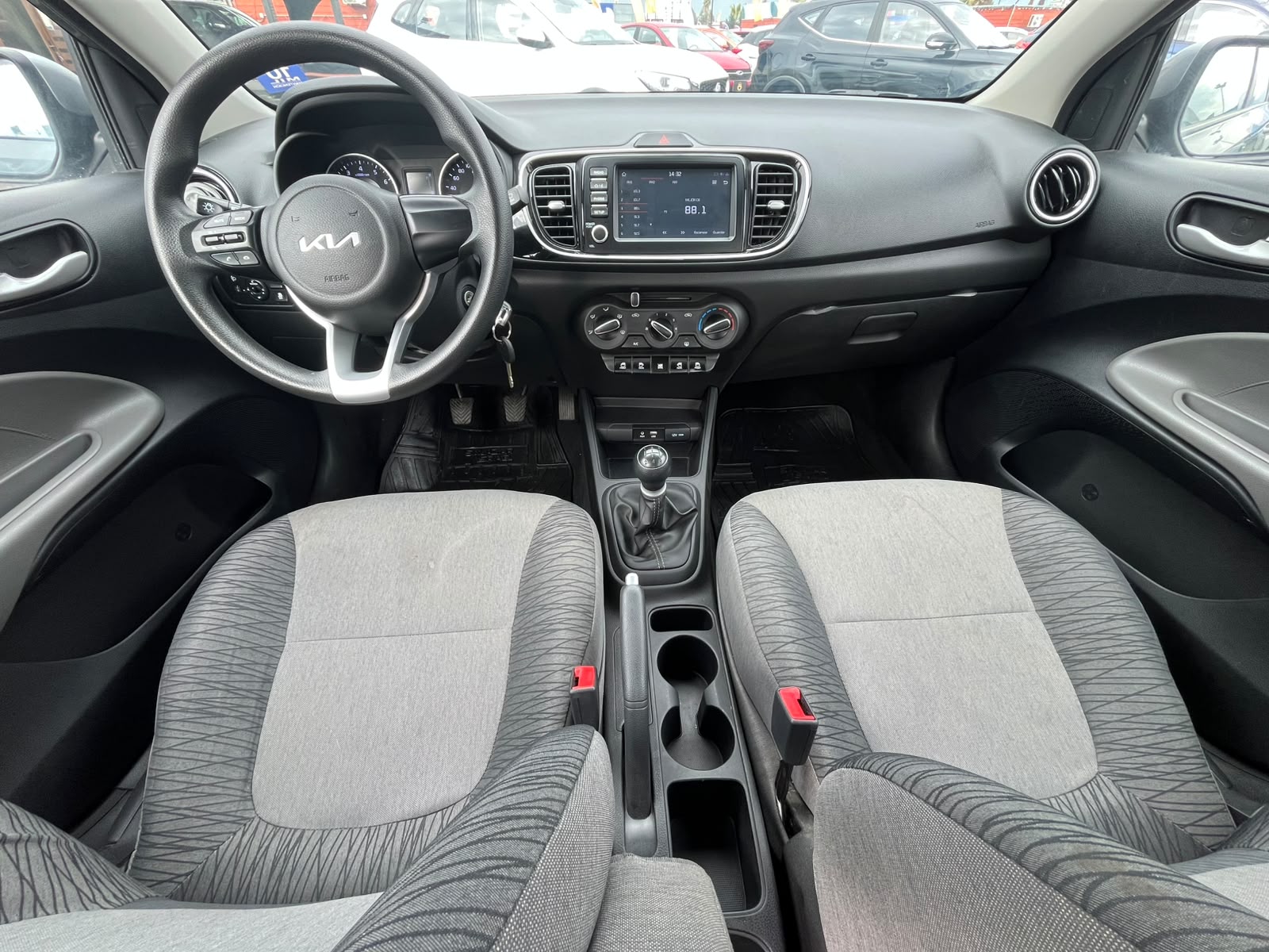 Kia SOLUTO MPI 1.4 2025 - Imagen 10 de 17