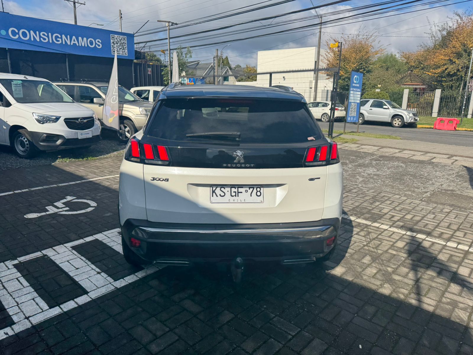 PEUGEOT 3008 BLUE HDI 2.0 AUT 2019 - Foto 3 de 10
