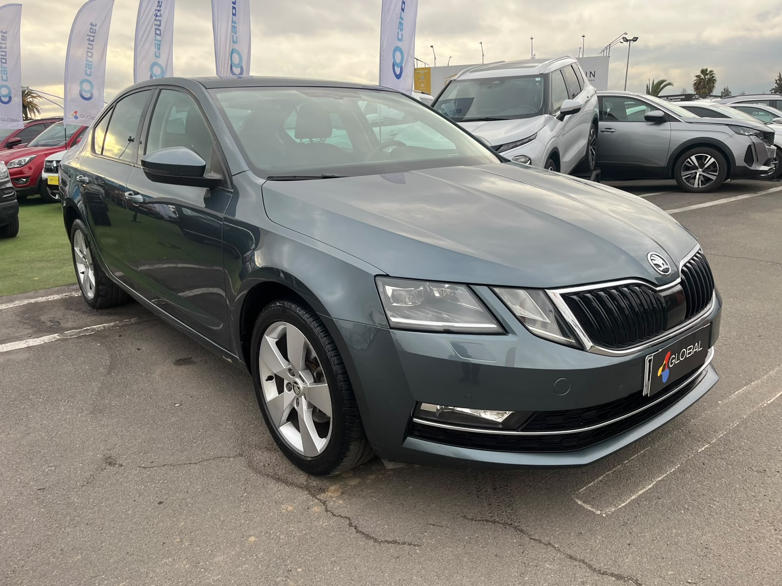 Skoda OCTAVIA 1.4 AUT 2020 - Imagen 7 de 20