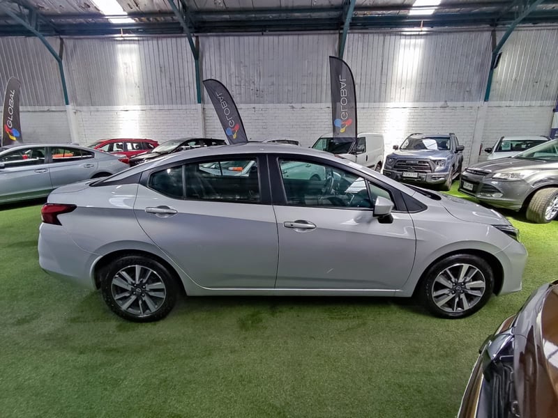 Nissan VERSA ADVANCE 1.6 AUT 2024 - Imagen 6 de 14