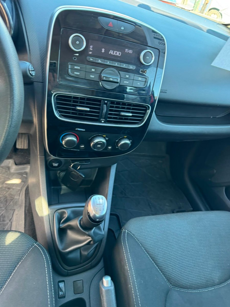 Renault CLIO IV HB 1.2 2020 - Imagen 10 de 10