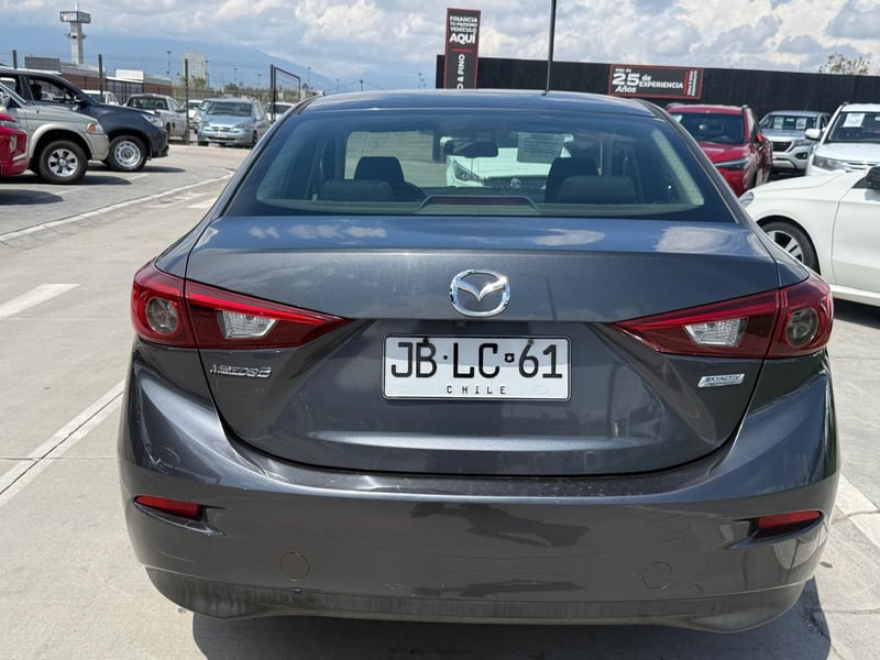 Mazda 3 SEDAN 2.0 2016 - Imagen 4 de 20