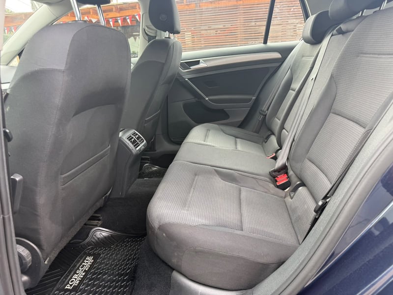 Volkswagen GOLF HB 1.6 2015 - Imagen 16 de 19