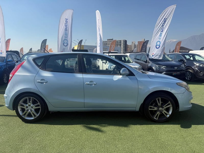 Hyundai I-30 2.0 GLS AC 2AB 2013 - Imagen 6 de 19
