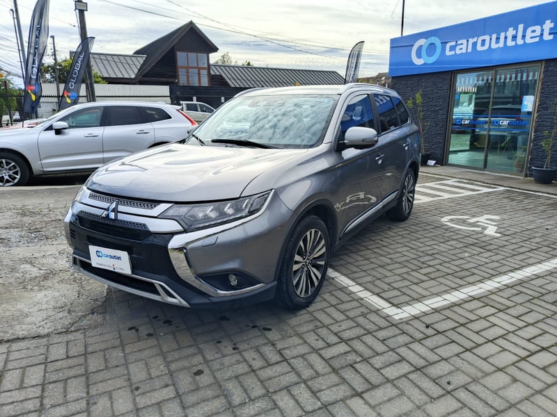 Mitsubishi OUTLANDER GLS 4X4 2.5 AT 2022