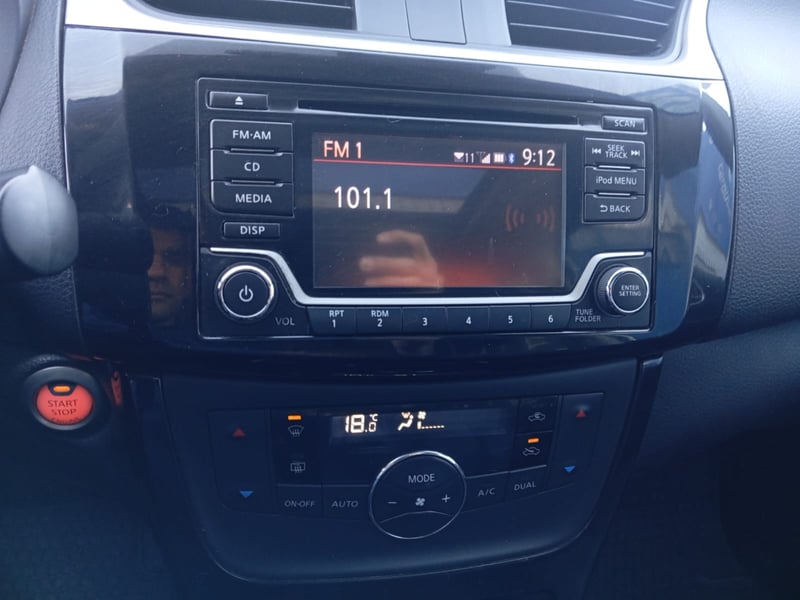 Nissan SENTRA 1.8 2018 - Imagen 11 de 13