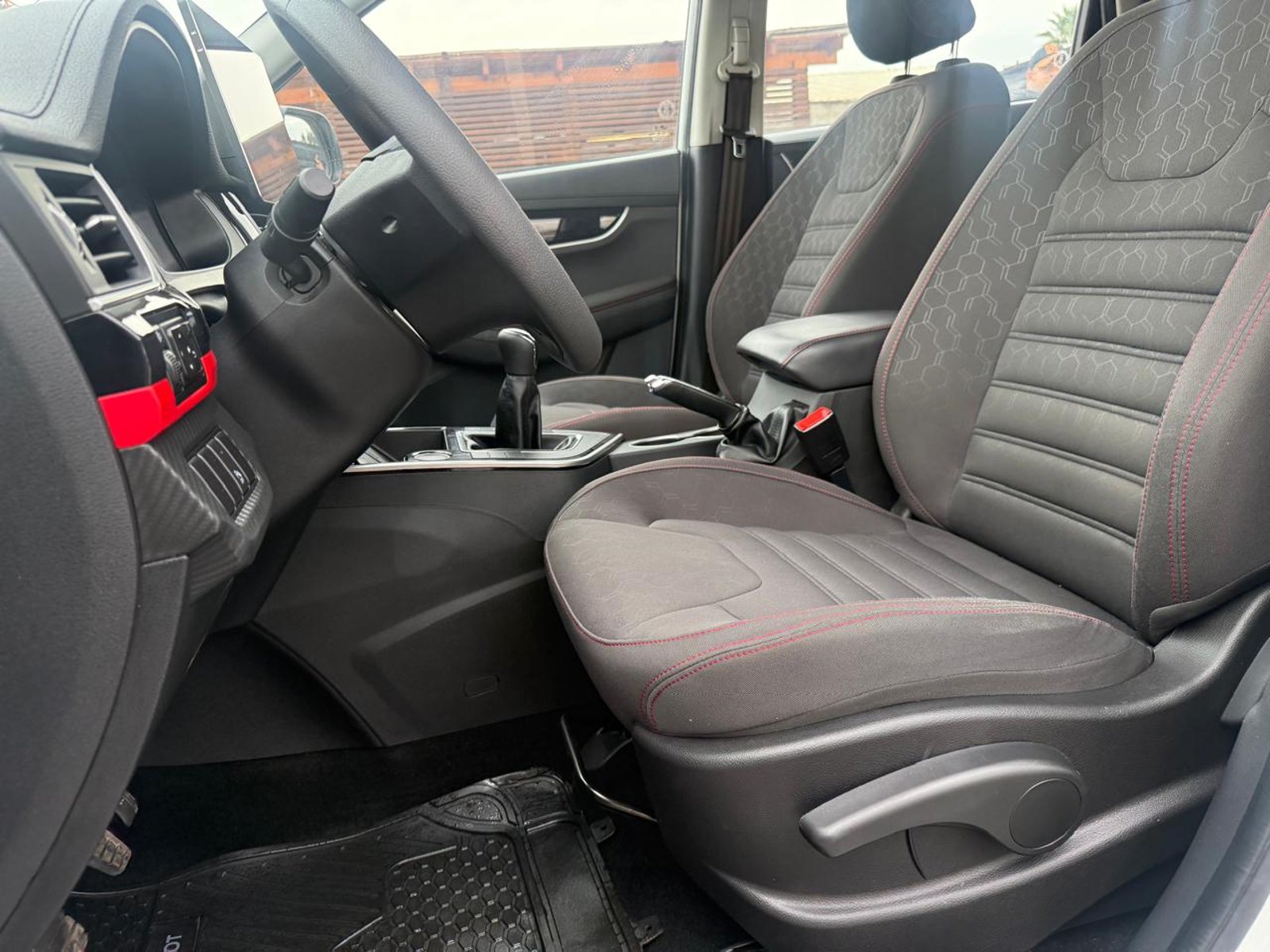 Dongfeng SX6 MT 1.6 2025 - Imagen 11 de 20