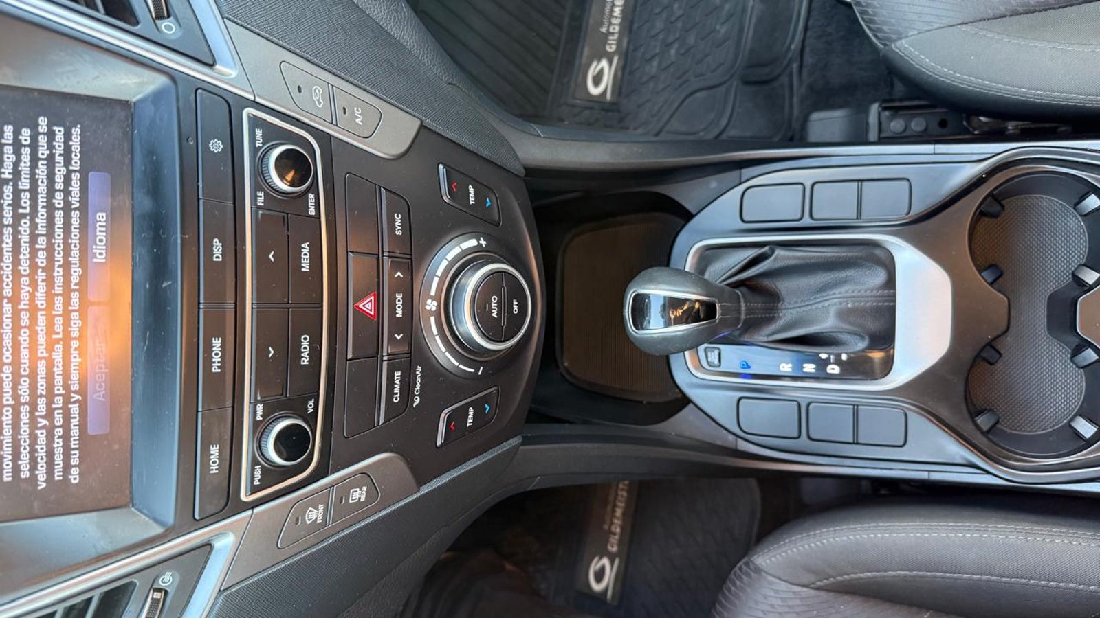 Hyundai GRAND SANTA FE NC 3.3 GLS 2WD 2019 - Imagen 18 de 20