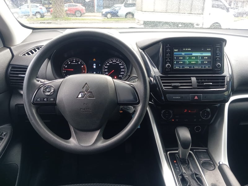 Mitsubishi ECLIPSE CROSS RX 1.5 AUT 2022 - Imagen 8 de 13