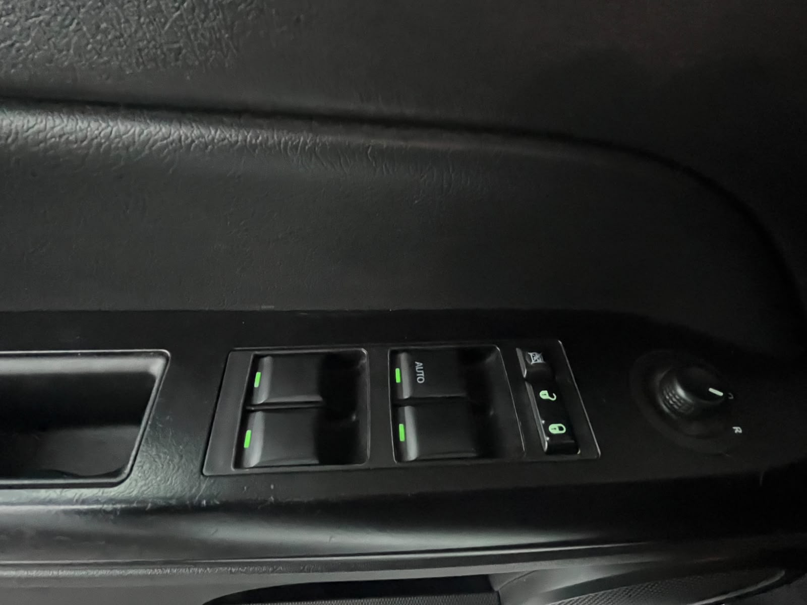 Jeep COMPASS SPORT 2.4 AUT 2015 - Imagen 9 de 16