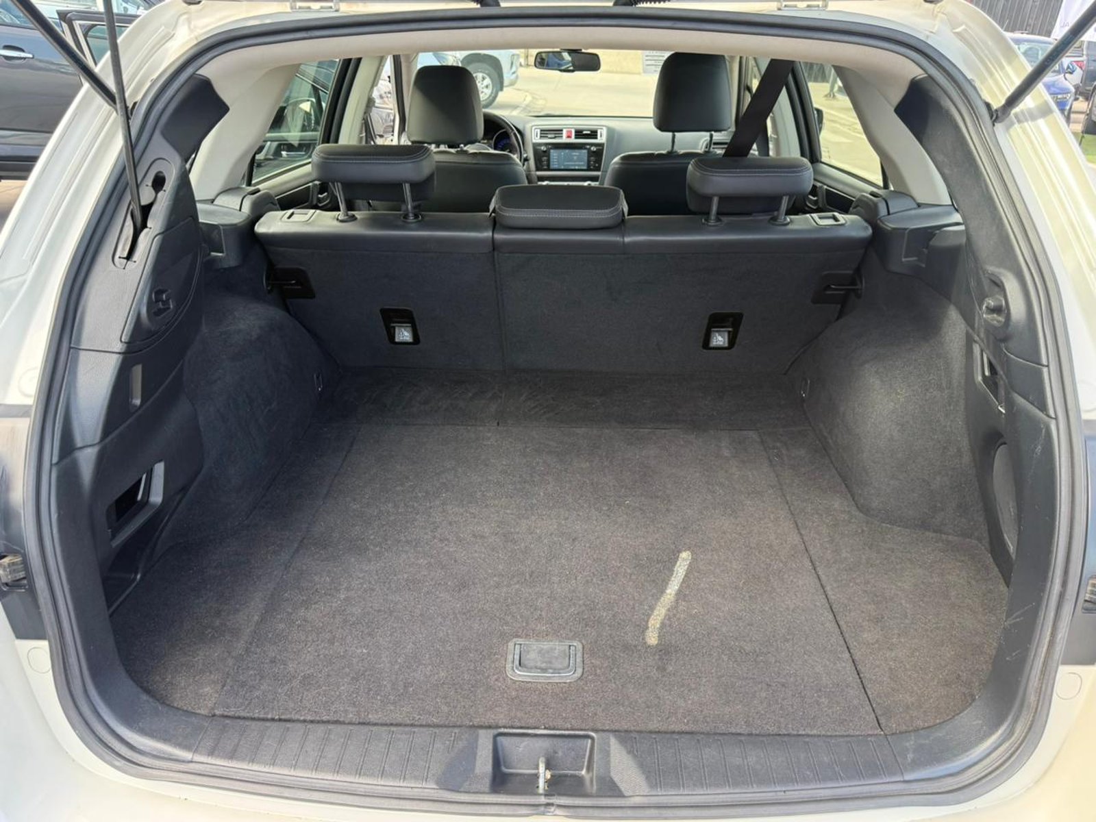 SUBARU ALL NEW OUTBACK LTD AWD CVT 2.5I 2018 - Imagen 17 de 18