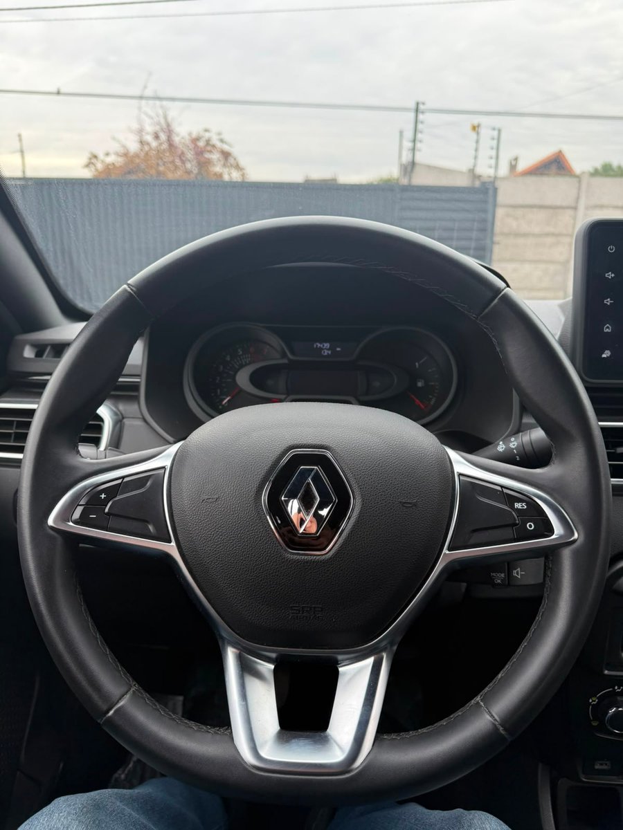 Renault OROCH ZEN 1.6 2025 - Imagen 13 de 20