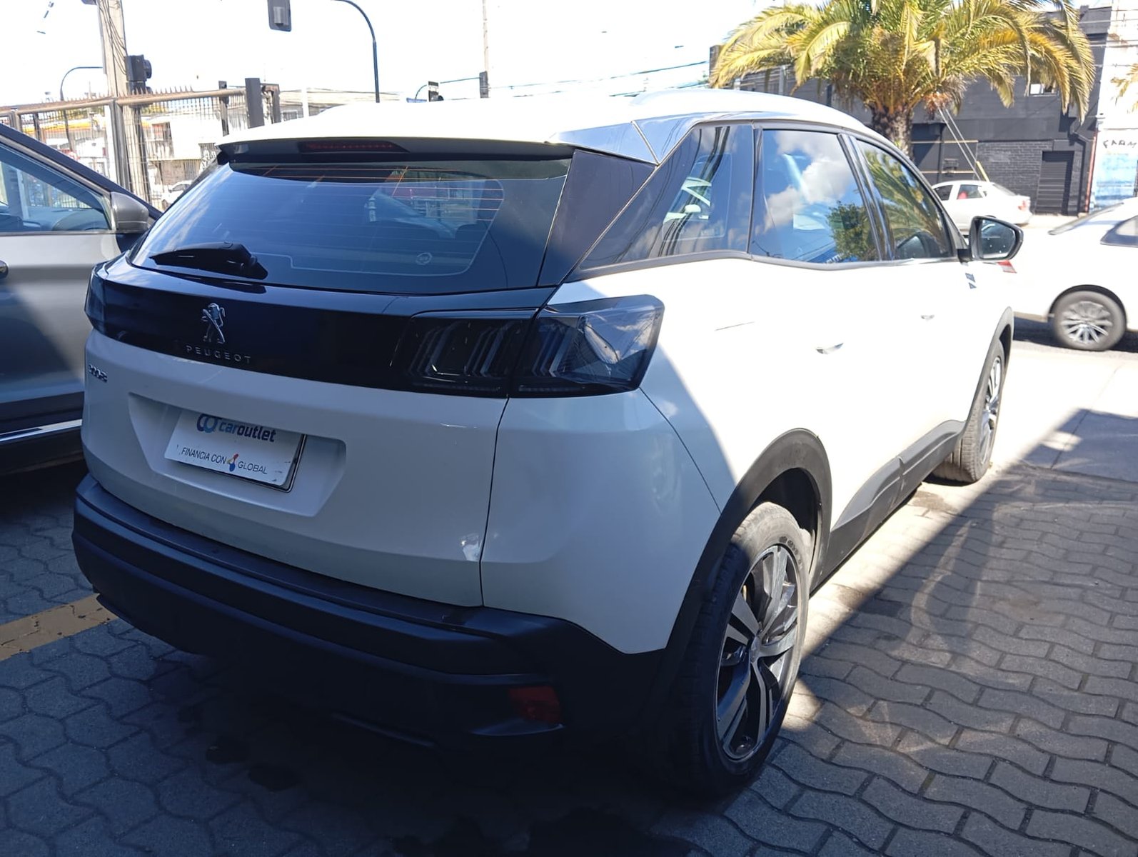 Peugeot 3008 BLUEHDI 1.5 ACTIVE 2022 - Imagen 4 de 13