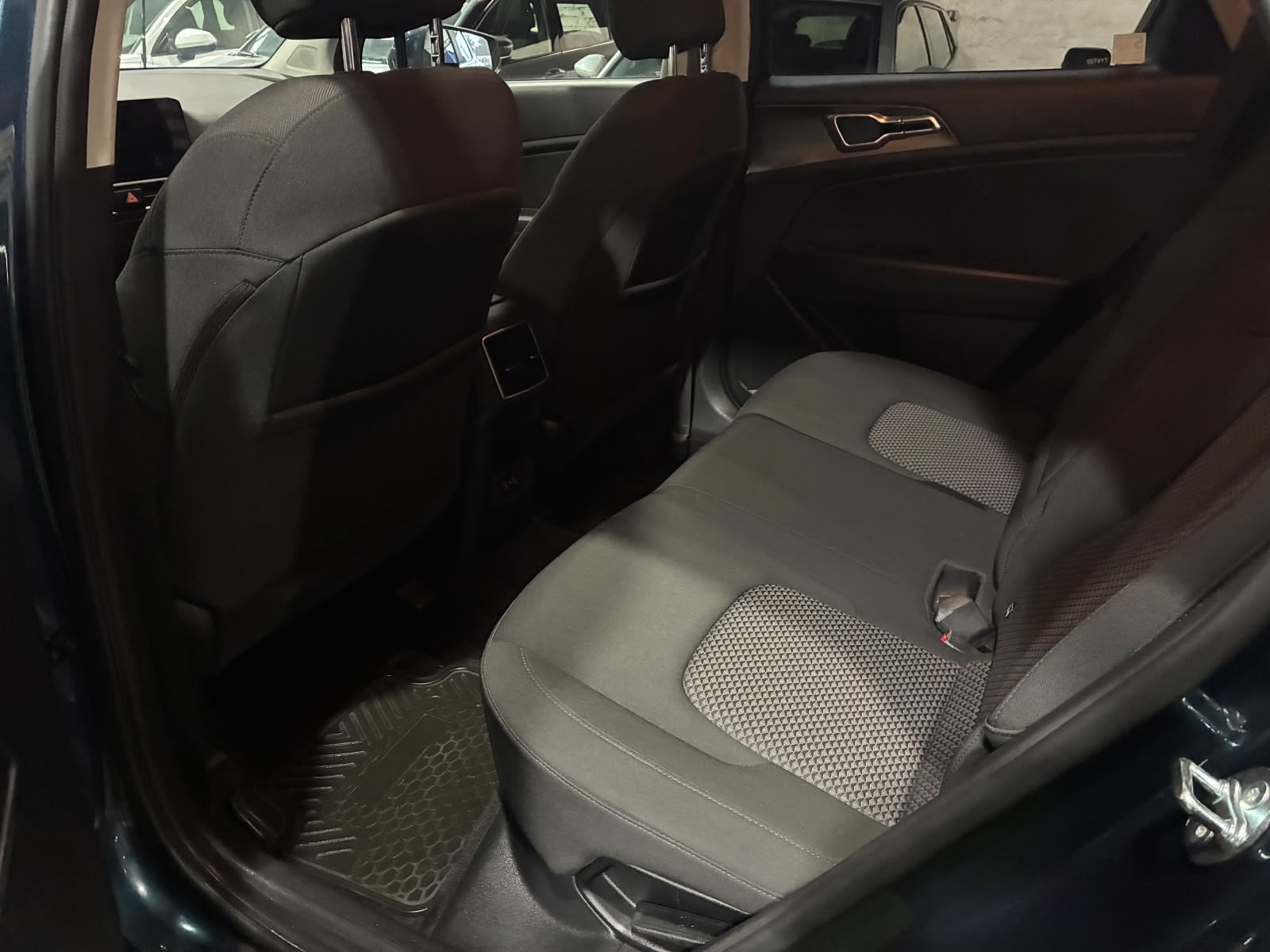 Kia SPORTAGE LX 2.0 AT 2025 - Imagen 10 de 11
