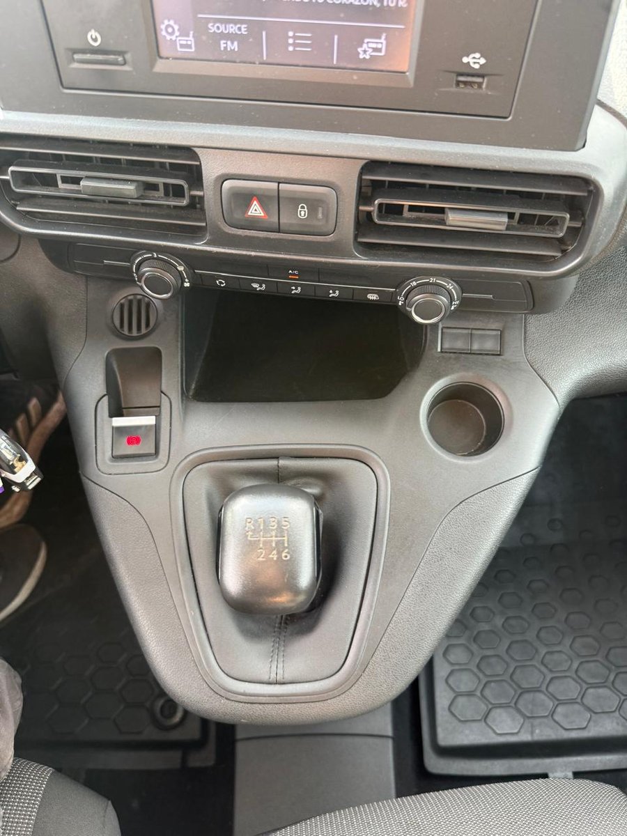 CITROEN BERLINGO 1.5 2024 - Imagen 17 de 20