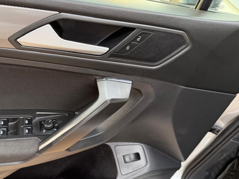 Volkswagen TIGUAN 1.4 AT 2023 - Imagen 11 de 20