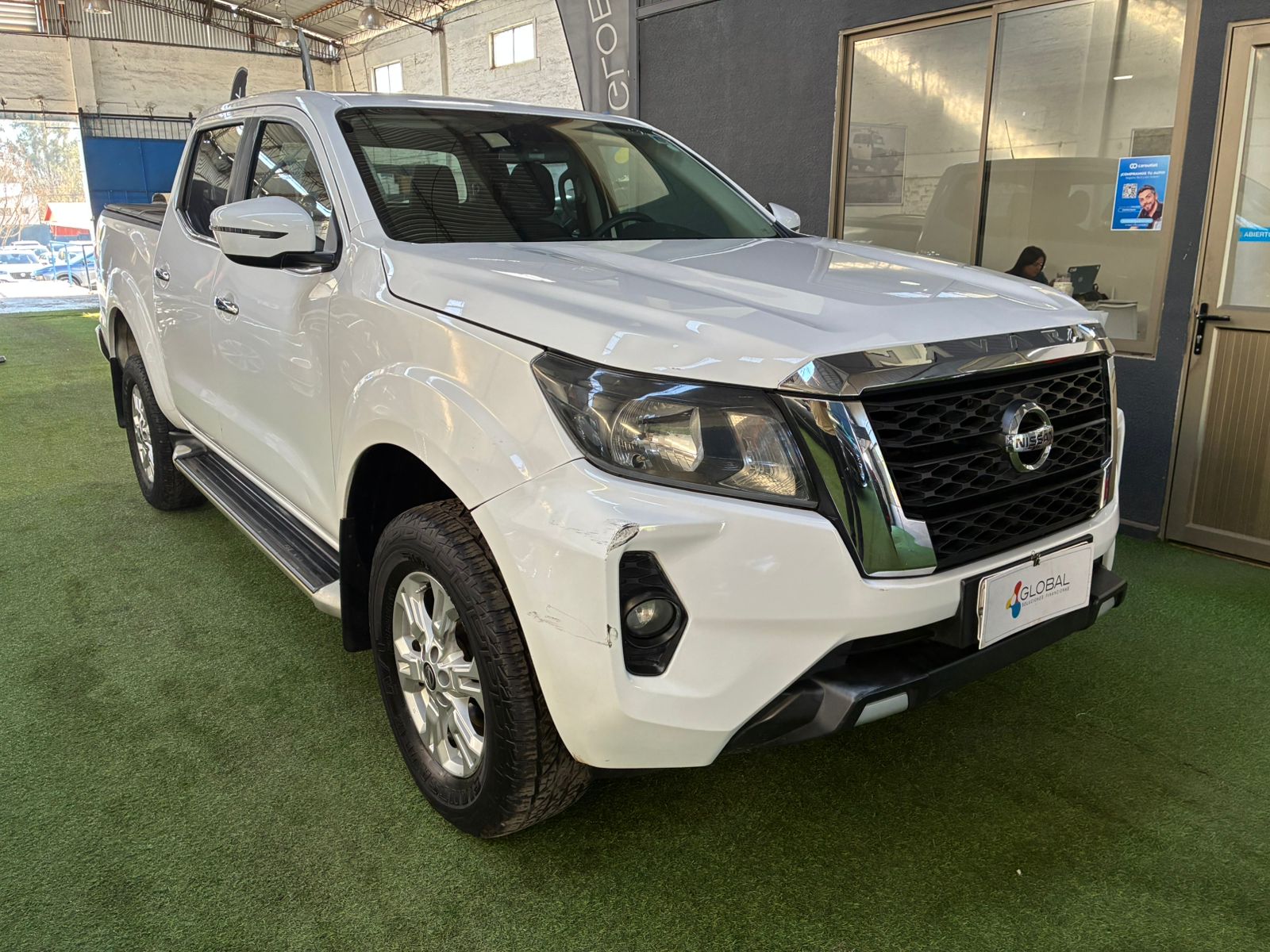 Nissan NAVARA DC 4X4 2.3 AUT 2021 - Foto 5 de 11