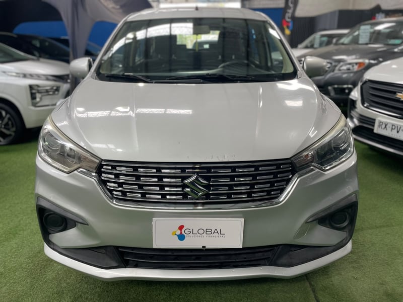 Suzuki ERTIGA GLX 1.5 2020 - Imagen 6 de 10