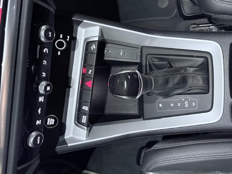 Audi Q3 35 TFSI 1.4 AT 2024 - Imagen 18 de 20