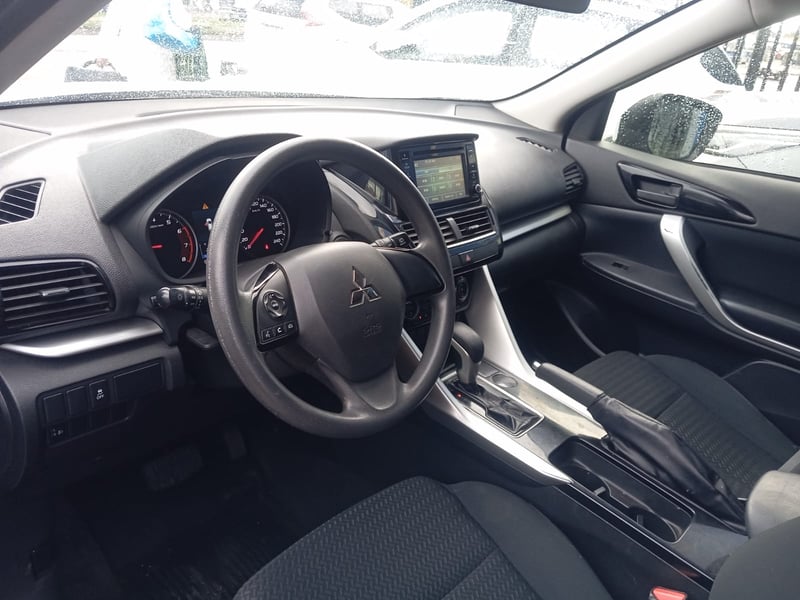 Mitsubishi ECLIPSE CROSS RX 1.5 AUT 2022 - Imagen 7 de 13