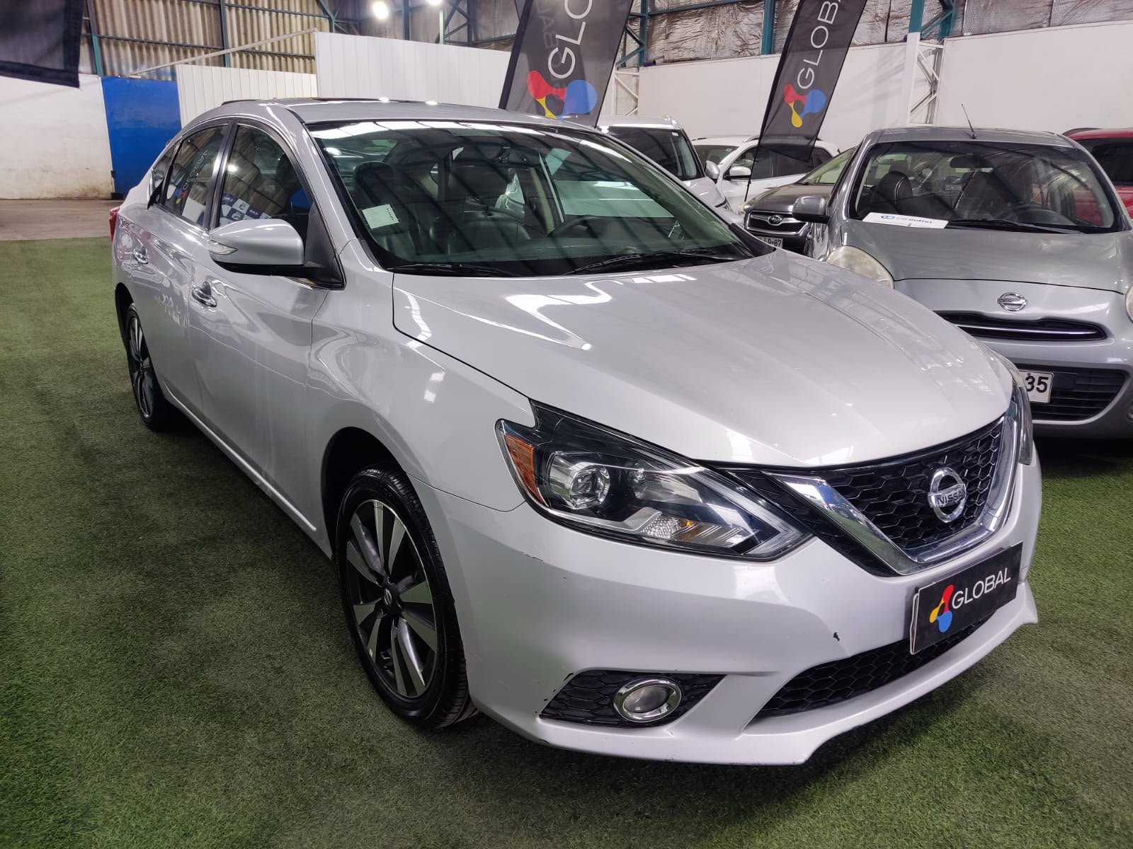 Nissan SENTRA 1.8 2018 - Foto 5 de 13