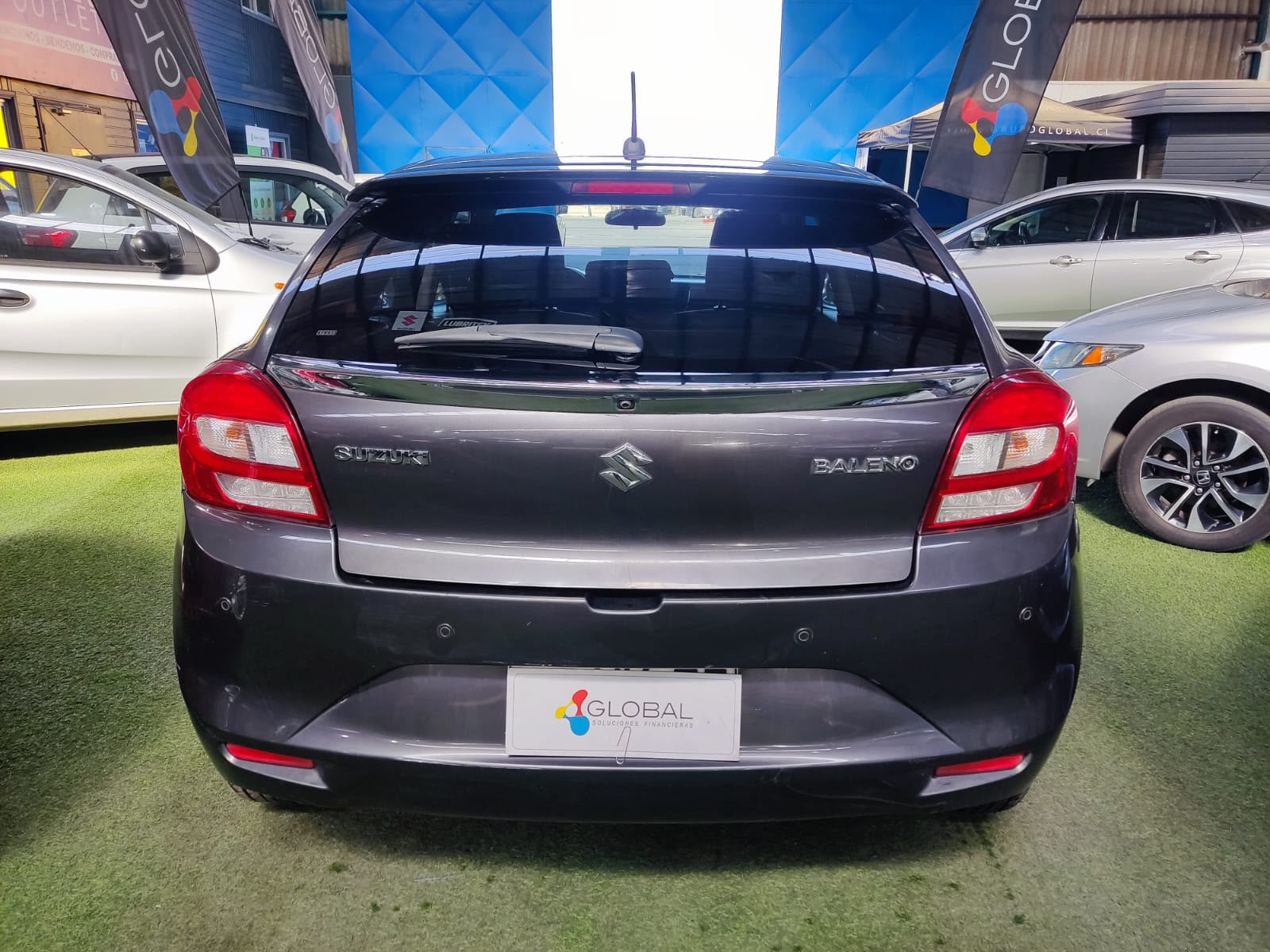 Suzuki BALENO 2018 - Foto 4 de 14