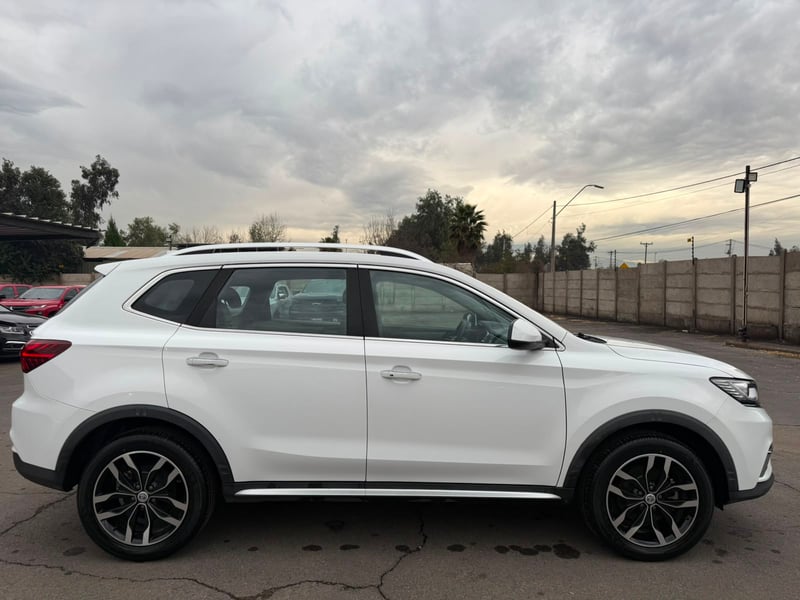 MG RX5 1.5 2022 - Imagen 6 de 20