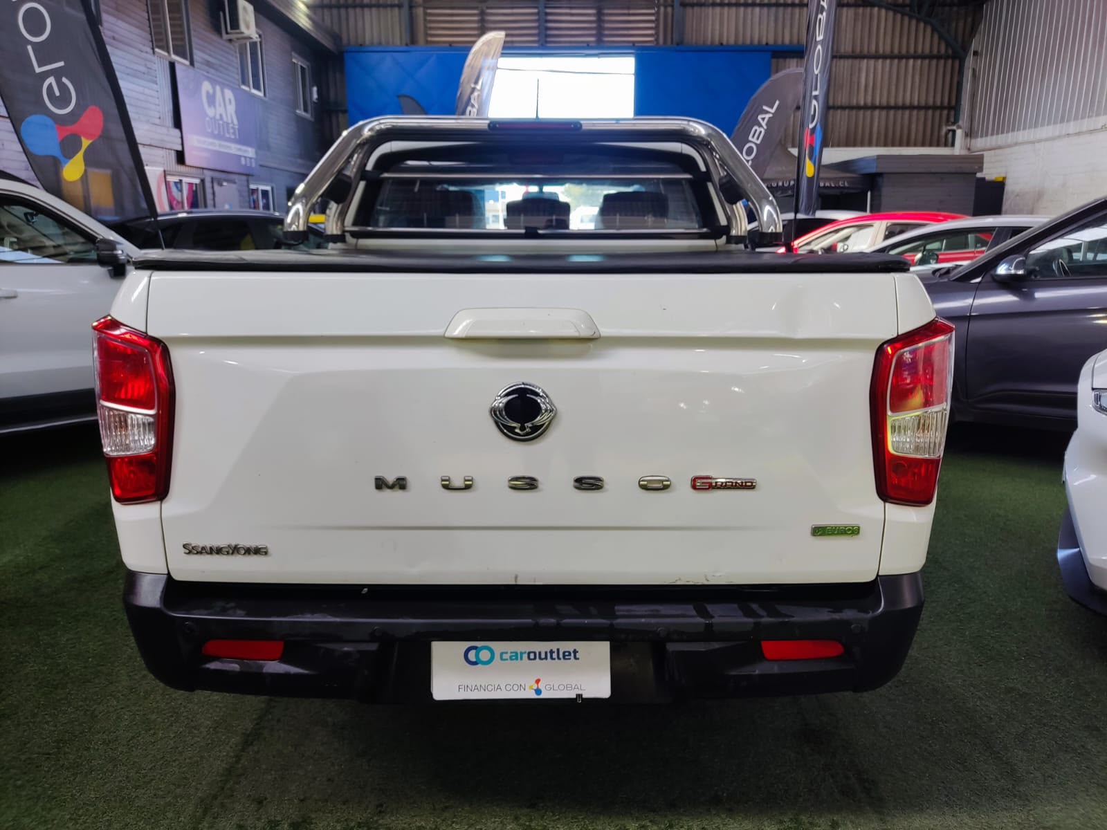 SsangYong MUSSO GRAND 2.2 2021 - Foto 4 de 14