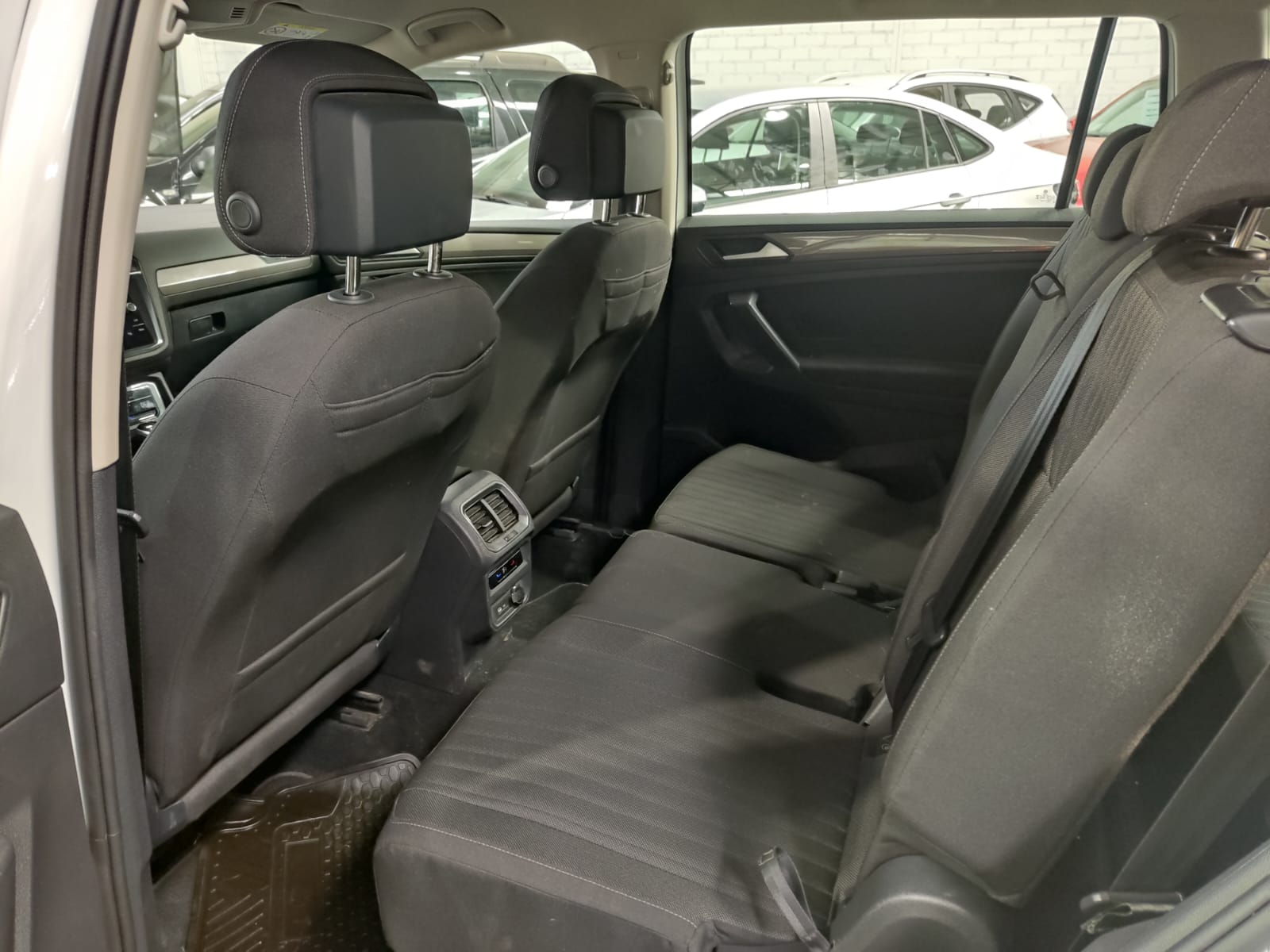 Volkswagen TIGUAN TSI 1.4 AT 2024 - Imagen 8 de 14