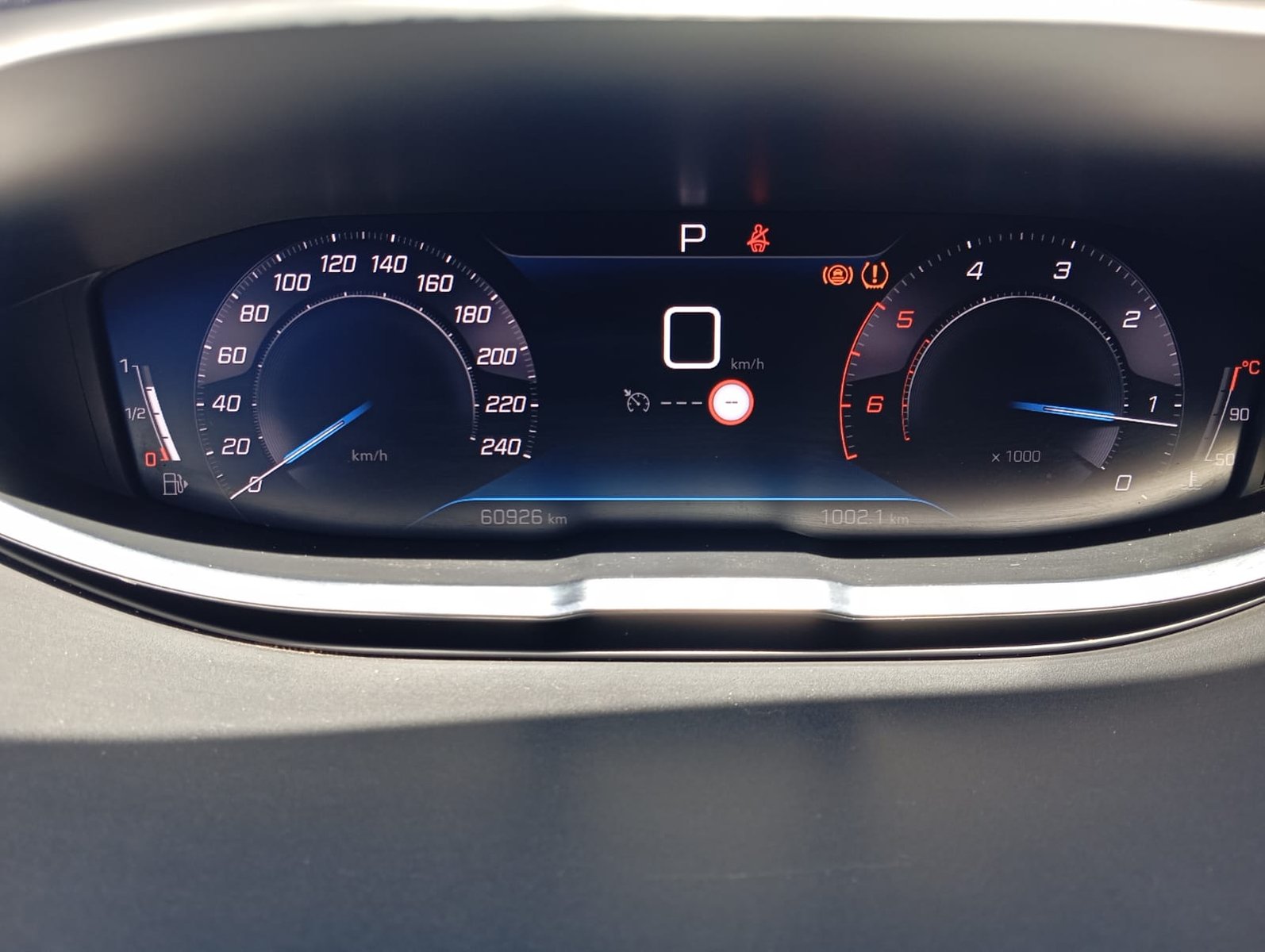 PEUGEOT 3008 BLUE HDI 130 EAT8 1.5 AUT 2024 - Imagen 9 de 12