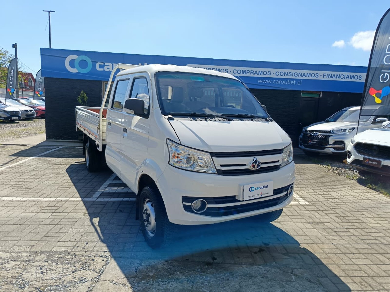 KYC X5 PLUS 1.8 2022 - Foto 5 de 10