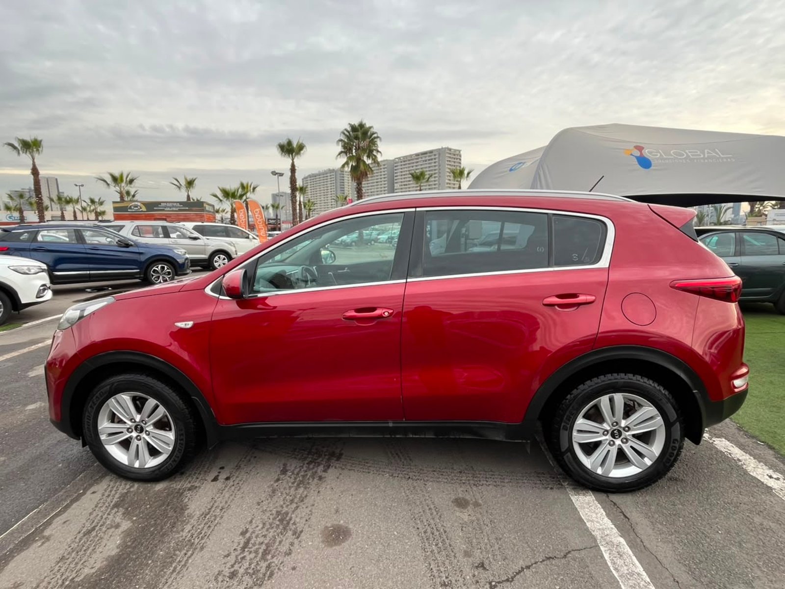 Kia SPORTAGE LX 2.0 AT 2016 - Foto 2 de 17
