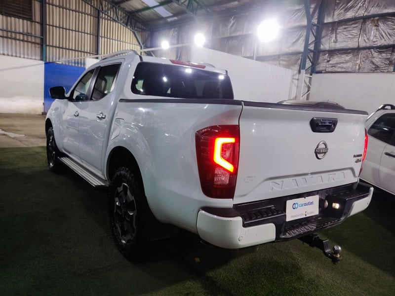 Nissan NAVARA DC 4X4 2.3 AUT 2023 - Imagen 3 de 15