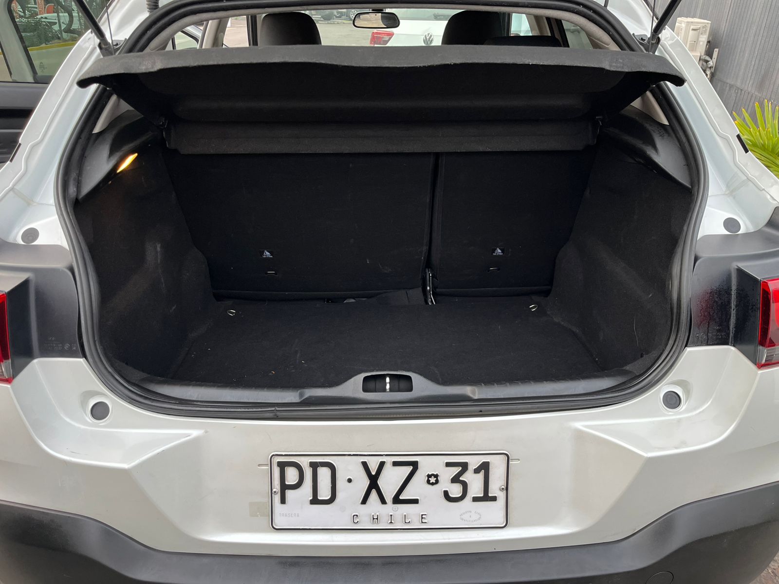Citroën C-4 HDI 115 BVM6 S&S FEEL 2020 - Imagen 17 de 17