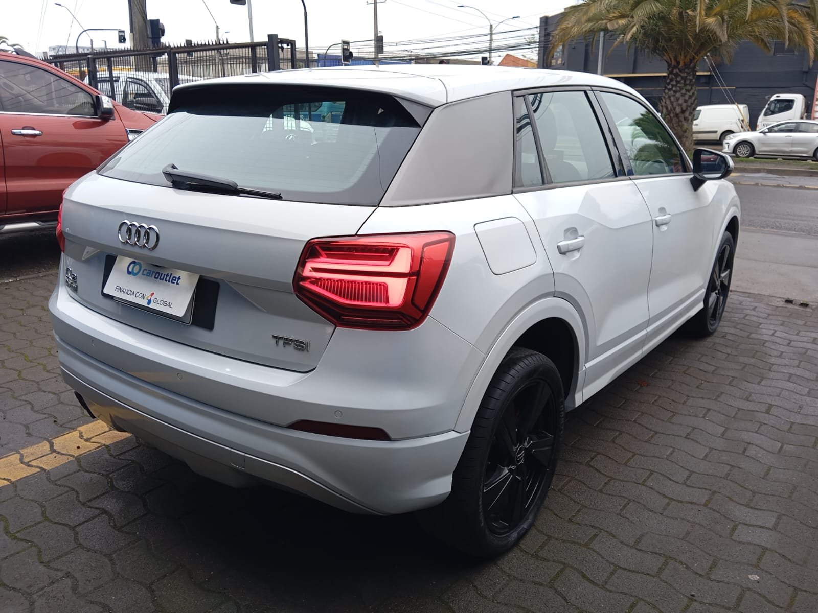 Audi Q2 TFSI SPORT 1.4 AUT 2018 - Foto 4 de 15