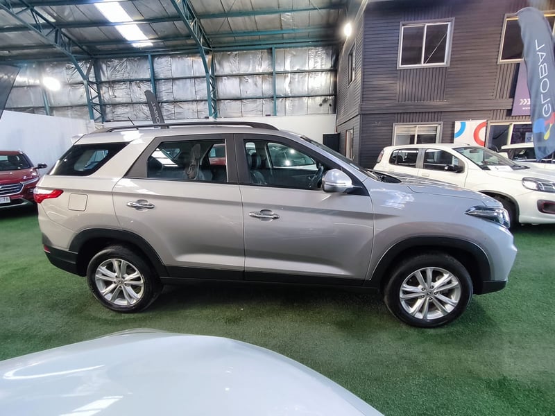 DFSK SUV 560 OTTO 1.8 2022 - Imagen 6 de 14