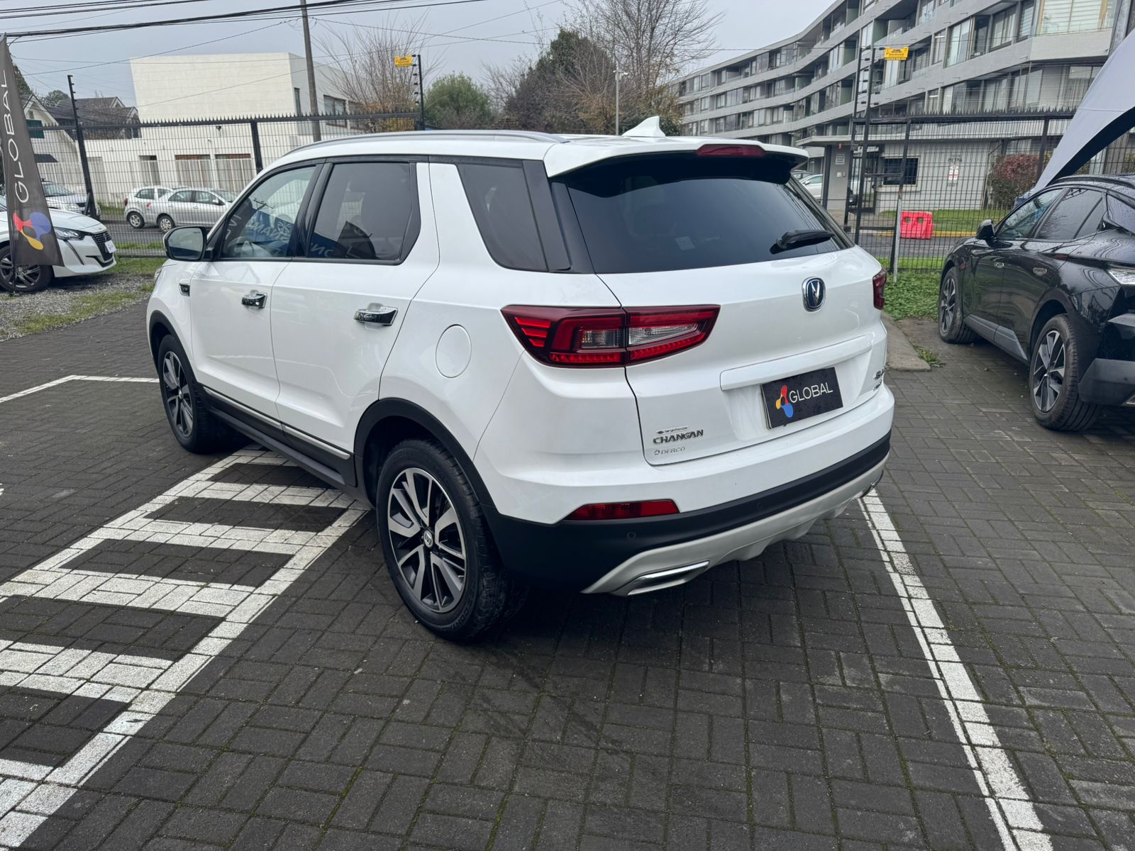 Changan CS55 LUXURY 1.5 AUT 2022 - Foto 2 de 12