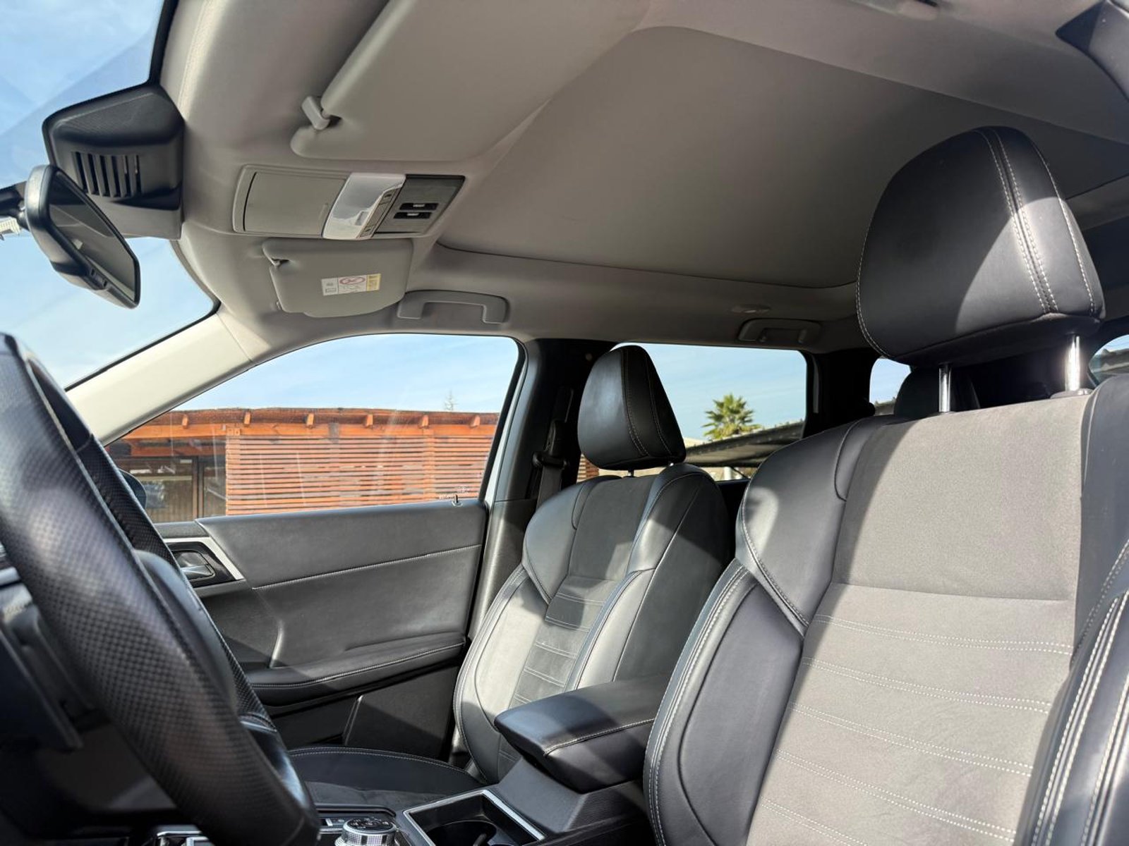Mitsubishi OUTLANDER GLS 4X4 2.5 AT 2024 - Imagen 9 de 20