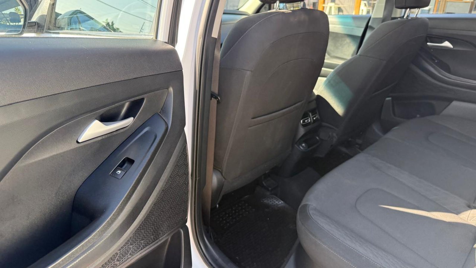 Hyundai CRETA SU2ID MPI CVT 1.5 2025 - Imagen 18 de 20
