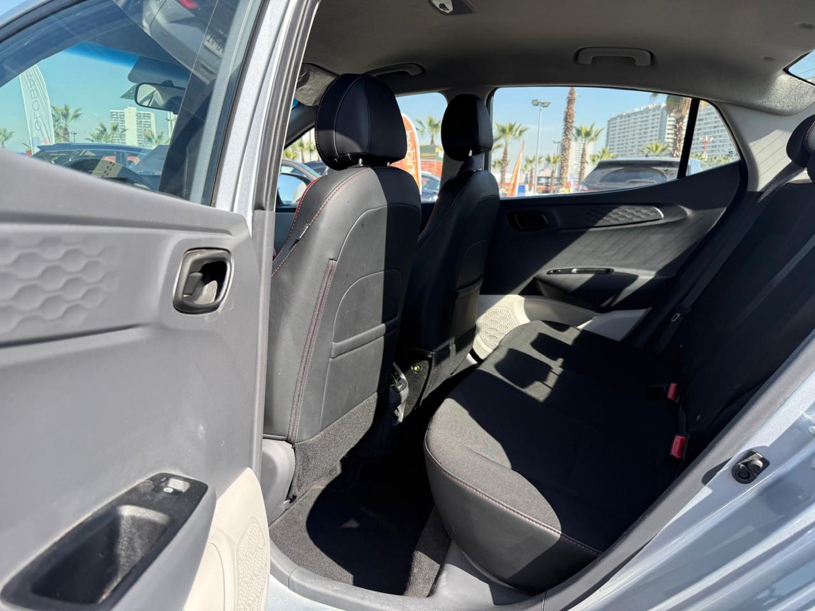 Hyundai GRAND I10 1.2 AUT 2025 - Imagen 19 de 20