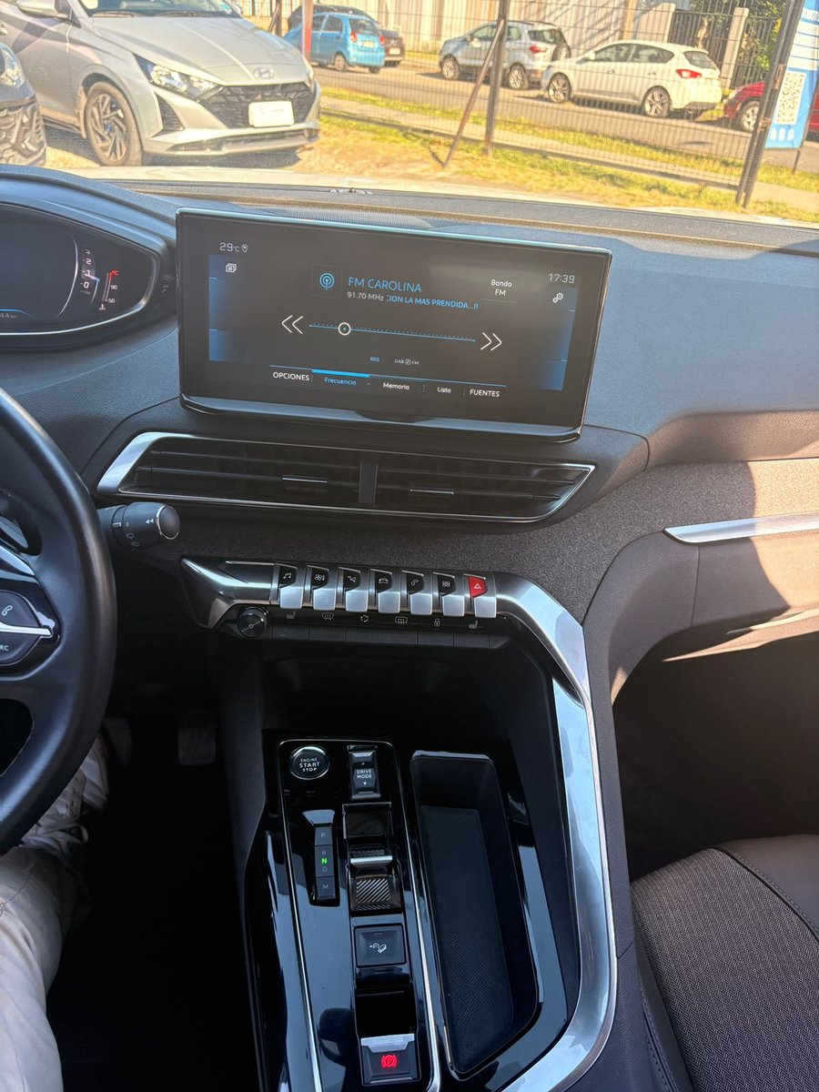 Peugeot 3008 BLUE HDI 130 EAT8 1.5 AUT 2024 - Imagen 10 de 10