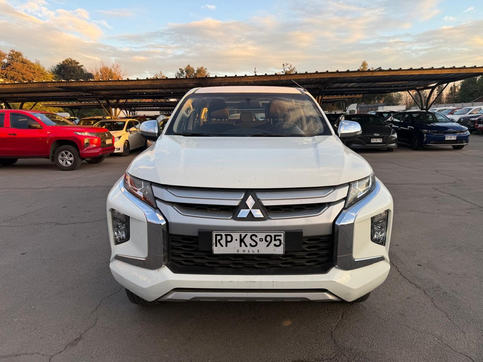 MITSUBISHI L200 D/C TD KATANA CRT 4X4 2022 - Imagen 8 de 20