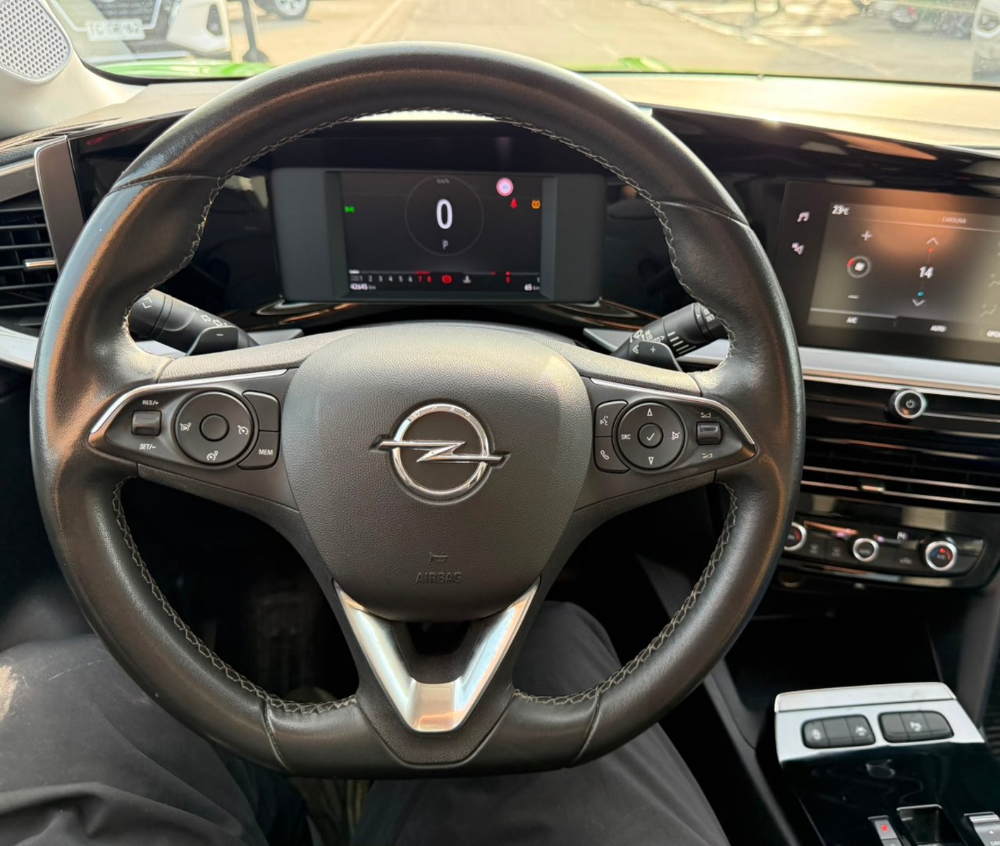 Opel MOKKA 1.2T 2023 - Imagen 12 de 18