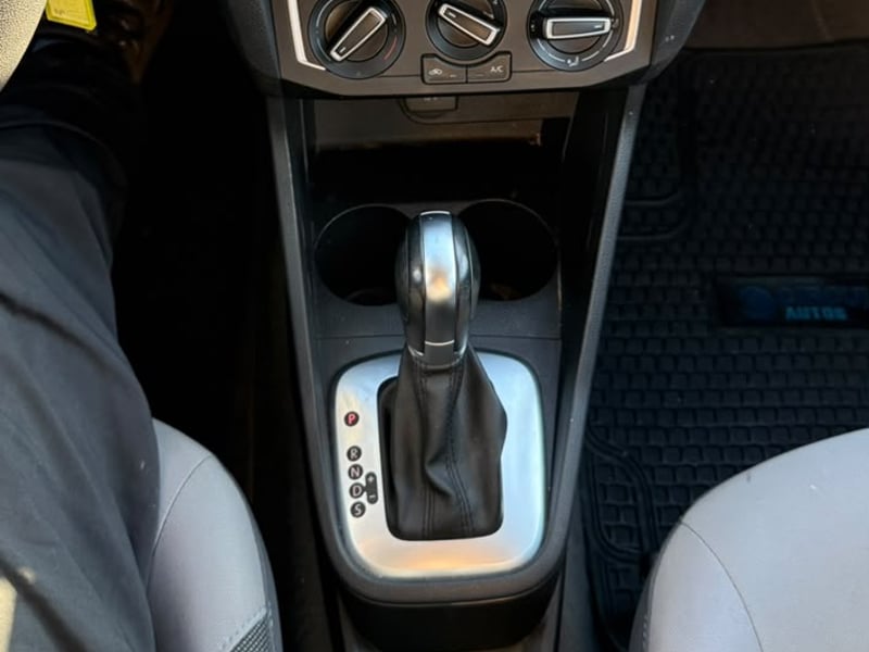 Volkswagen GOL HIGHLINE 1.6 AUT 2022 - Imagen 16 de 20