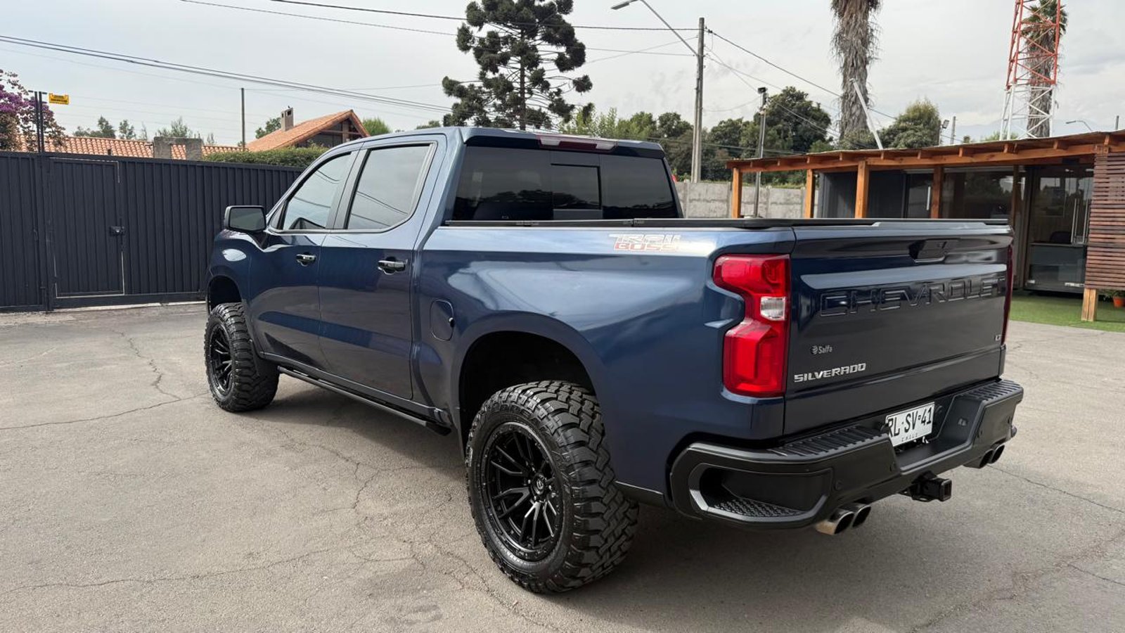 Chevrolet SILVERADO LT 5.3 2022 - Imagen 3 de 20