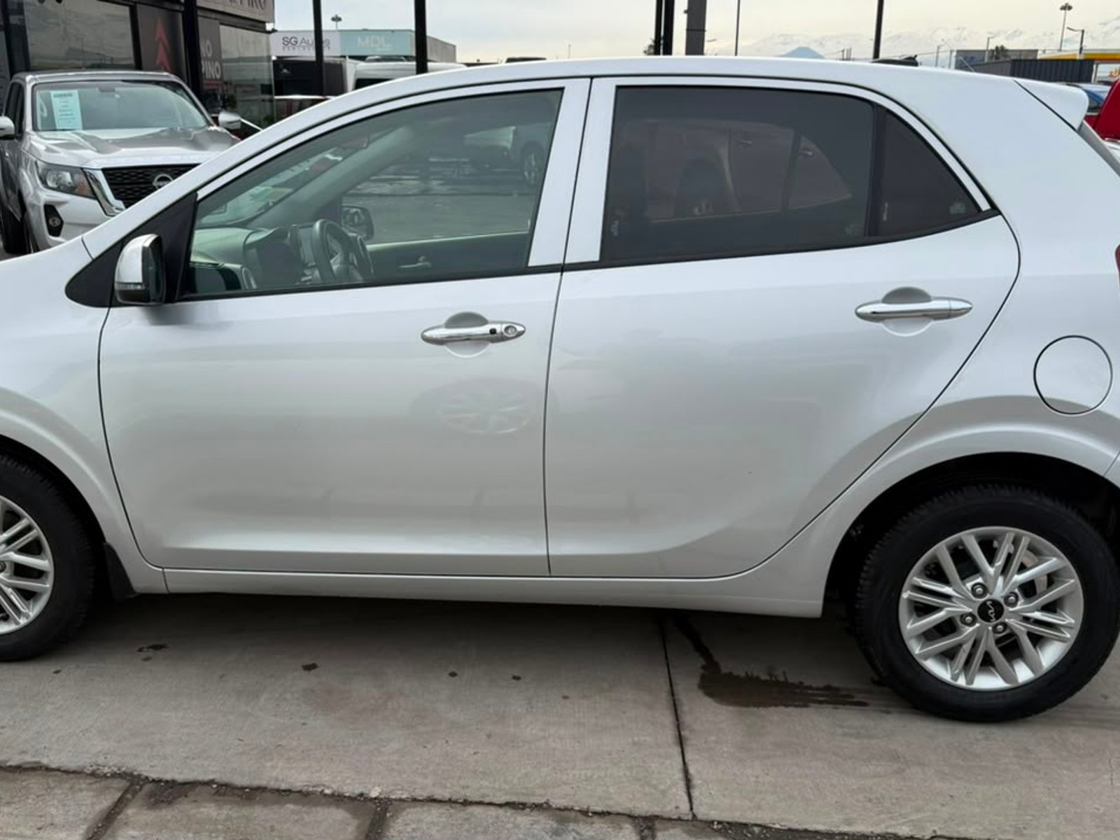 Kia MORNING MPI 1.2 2022 - Foto 2 de 18